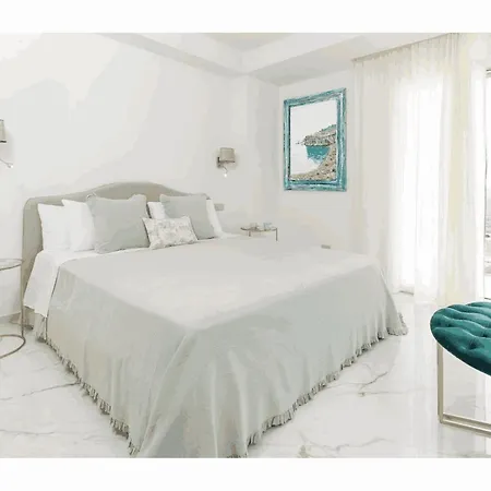 Sunny Getaway In Provence *